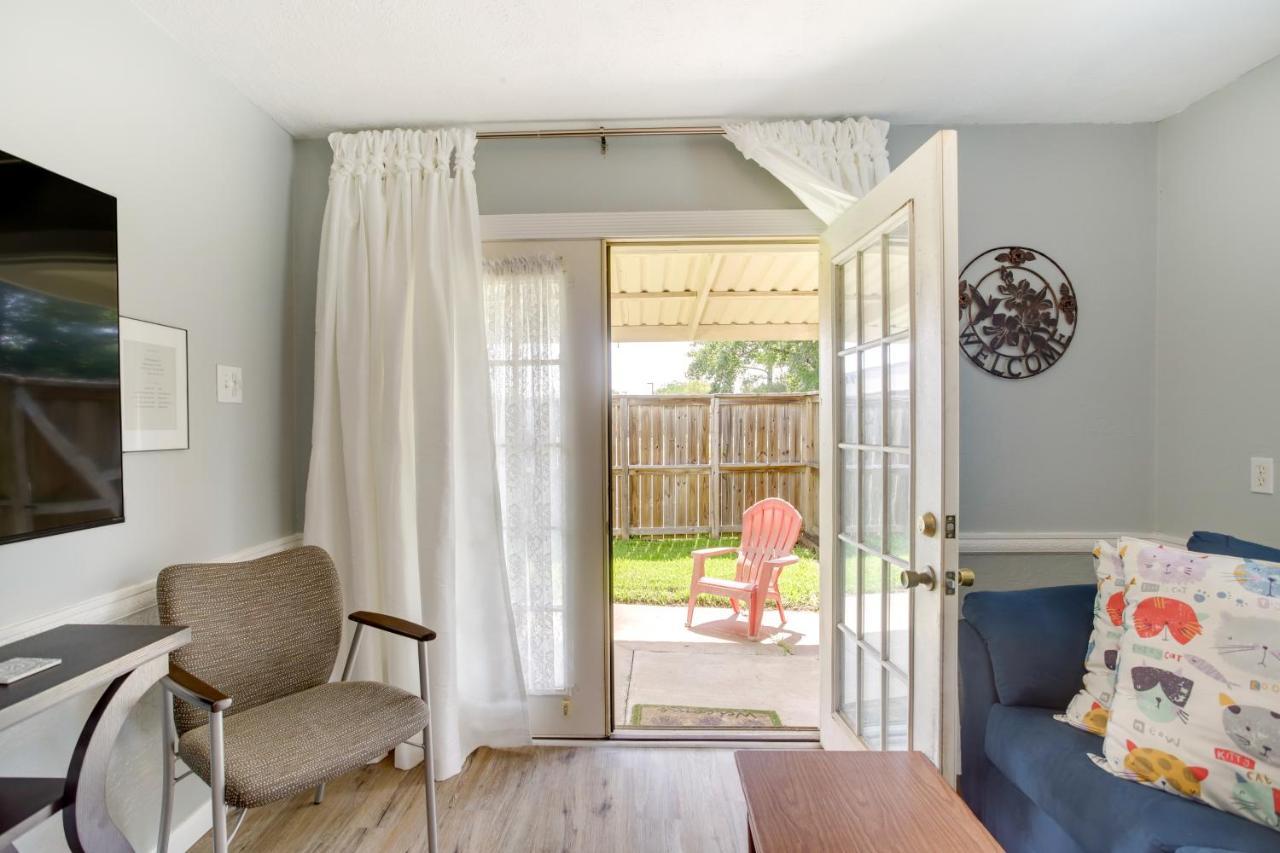 Cozy Shenandoah Home Less Than 2 Mi To The Woodlands Mall! Εξωτερικό φωτογραφία